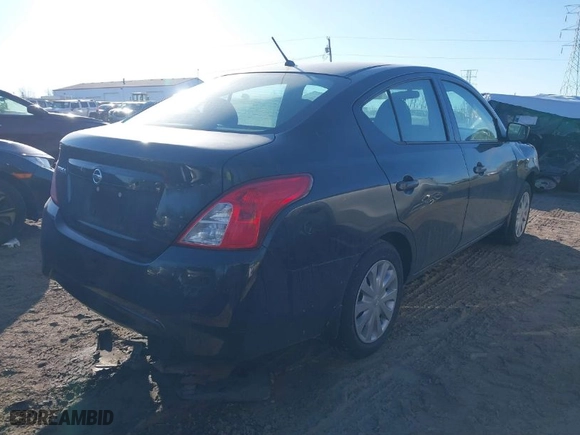 2016 Nissan Versa SV with VIN 3N1CN7AP5GL832064, listed as a IAAI auction lot 41420008 with 80,890 mi miles. Bid and sale history available at carsss.com. Image 4.