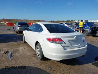 2011 Mazda 6 i Sport z VIN 1YVHZ8BH6B5M09582, wystawiony jako IAAI lot #42105632 z przebiegiem 152 180 mil mil oraz . Historia ofert i sprzedaży dostępna na DreamBid. Obrazek 3.