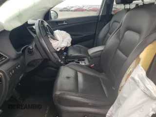 2016 Hyundai Tucson Limited z VIN KM8J33A28GU161692, wystawiony jako Copart lot #51263265 z przebiegiem Nie podano mil oraz Nie do naprawy • Non repairable. Historia ofert i sprzedaży dostępna na DreamBid. Obrazek 7.