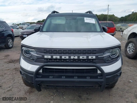 2023 Ford Bronco Sport Badlands with VIN 3FMCR9D94PRE13352, listed as a IAAI auction lot 40593622 with 8,919 mi miles. Bid and sale history available at carsss.com. Image 11.