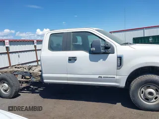 2020 Ford F-250 XL with VIN 1FT7X2BT2LEC53597, listed as a IAAI auction lot 42404660 with 94,425 mi miles and . Bid and sale history available at DreamBid. Image 13.