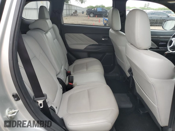 2022 Mitsubishi Outlander SEL with VIN JA4J2VA79NZ050500, listed as a Copart auction lot 55463975 with 81,233 mi miles and Salvage title. Bid and sale history available at DreamBid. Image 11.