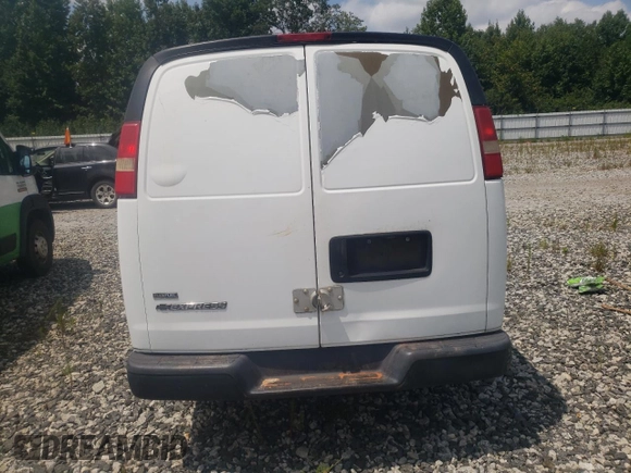 2010 Chevrolet Express Cargo with VIN 1GCZGFBA0A1107010, listed as a Copart auction lot 68525544 with 183,399 mi miles and Salvage title. Bid and sale history available at DreamBid. Image 6.