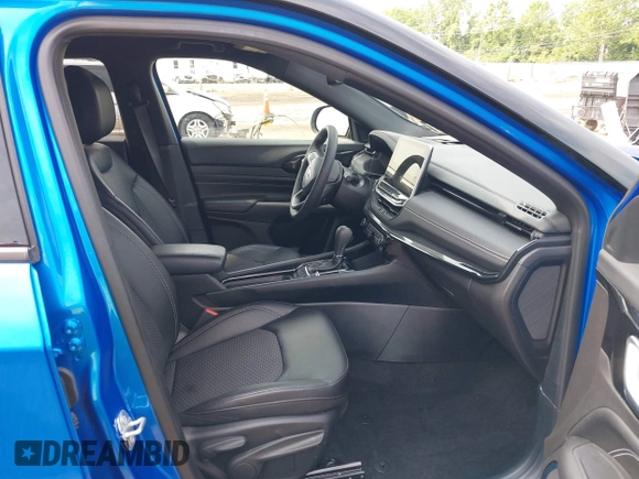 2024 Jeep Compass Latitude z VIN 3C4NJDBN4RT106311, wystawiony jako IAAI lot #42474517 z przebiegiem 9 027 mil mil oraz . Historia ofert i sprzedaży dostępna na DreamBid. Obrazek 5.