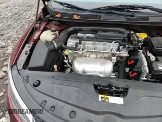 2017 Chrysler 200 Touring z VIN 1C3CCCFB6HN500195, wystawiony jako Copart lot #81760135 z przebiegiem 127 739 mil mil oraz Czysty tytuł • Clean title. Historia ofert i sprzedaży dostępna na DreamBid. Obrazek 13.