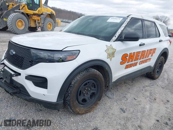 2021 Ford Police Interceptor Utility z VIN 1FM5K8AB1MGB54109, wystawiony jako IAAI lot #41694271 z przebiegiem 90 073 mil mil oraz . Historia ofert i sprzedaży dostępna na DreamBid. Obrazek 17.