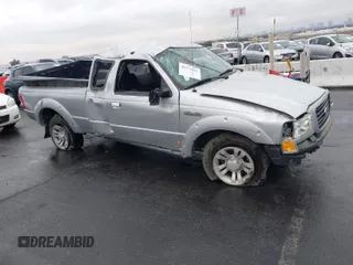 2008 Ford Ranger XL with VIN 1FTYR14U78PA89046, listed as a IAAI auction lot 41572836 with 122,868 mi miles. Bid and sale history available at carsss.com. Image 1.