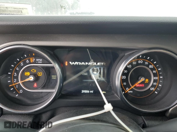 2021 Jeep Wrangler Willys with VIN 1C4HJXAGXMW627523, listed as a Copart auction lot 85927234 with 39,886 mi miles and Salvage title. Bid and sale history available at DreamBid. Image 9.