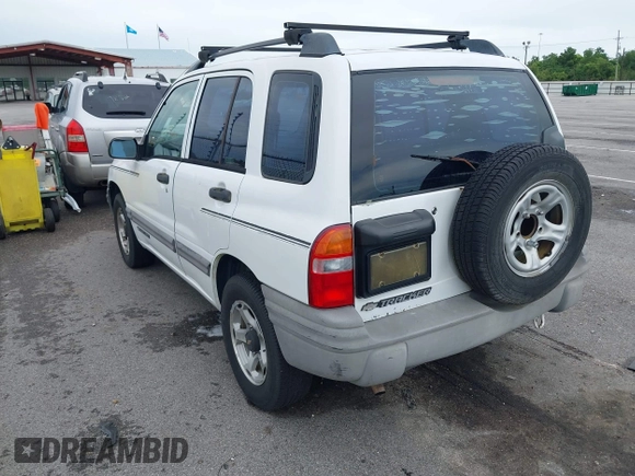 2001 Chevrolet Tracker with VIN 2CNBE13C016903775, listed as a IAAI auction lot 42481922 with 148,878 mi miles and . Bid and sale history available at DreamBid. Image 3.