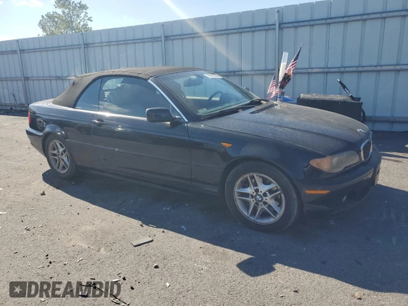 2004 BMW 3 Series 325Ci with VIN WBABW33404PL30710, listed as a Copart auction lot 70912584 with 164,976 mi miles and Clean Title. Bid and sale history available at carsss.com. Image 4.