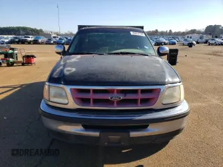 1998 Ford F-150 с VIN 1FTZF1729WKB49667, выставлен на аукционе Copart как лот 85818164 с пробегом 332 208 миль миль и Списание • Salvage title. История ставок и продаж доступна на DreamBid. Изображение 5.