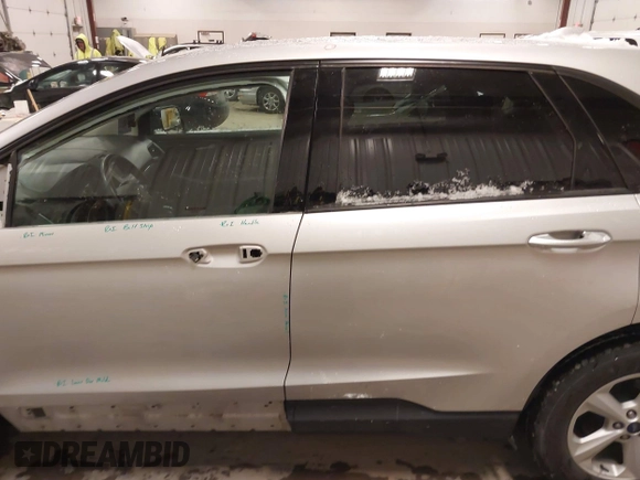 2018 Ford Edge SE with VIN 2FMPK4G93JBC02685, listed as a IAAI auction lot 41595865 with Not provided miles and . Bid and sale history available at DreamBid. Image 14.