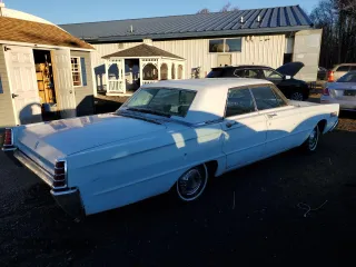 1966 Mercury Monterey z VIN 6W48H551935, wystawiony jako Copart lot #79396304 z przebiegiem 82 168 mil mil oraz Tytuł czysty. Historia ofert i sprzedaży dostępna na DreamBid. Obrazek 3.