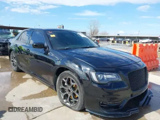 2019 Chrysler 300 with VIN 2C3CCABG8KH686649, listed as a IAAI auction lot 41468686 with 90,937 mi miles. Bid and sale history available at carsss.com. Image 1.