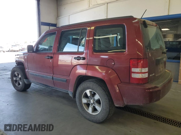 2008 Jeep Liberty Sport z VIN 1J8GN28K18W241486, wystawiony jako Copart lot #55832105 z przebiegiem 211 887 mil mil oraz Szkoda całkowita • Salvage title. Historia ofert i sprzedaży dostępna na DreamBid. Obrazek 2.
