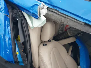 2018 BMW X2 sDrive28i z VIN WBXYJ3C36JEJ84567, wystawiony jako IAAI lot #36546406 z przebiegiem Nie podano mil oraz . Historia ofert i sprzedaży dostępna na DreamBid. Obrazek 8.