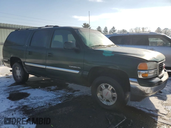 2002 GMC Yukon XL SLT with VIN 1GKEC16Z22J147480, listed as a Copart auction lot 88501475 with 180,180 mi miles and Salvage Title. Bid and sale history available at carsss.com. Image 4.