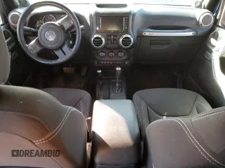 2013 Jeep Wrangler Unlimited Rubicon with VIN 1C4BJWFG5DL594280, listed as a Copart auction lot 46021265 with 117,102 mi miles and Salvage Title. Bid and sale history available at carsss.com. Image 8.