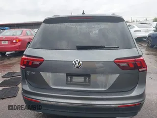 2020 Volkswagen Tiguan SE with VIN 3VV3B7AX0LM121061, listed as a IAAI auction lot 41881541 with 60,315 mi miles and . Bid and sale history available at DreamBid. Image 16.