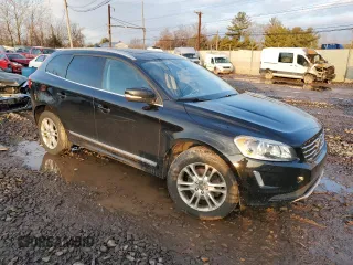 2016 Volvo XC60 T5 Premier with VIN YV4612RK8G2837274, listed as a Copart auction lot 43344145 with 96,780 mi miles and Salvage Title. Bid and sale history available at carsss.com. Image 4.