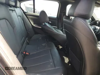 2020 BMW 3 Series 330i xDrive с VIN 3MW5R7J04L8B23908, выставлен на аукционе Copart как лот 61127665 с пробегом 101 050 миль миль и Списание • Salvage title. История ставок и продаж доступна на DreamBid. Изображение 10.