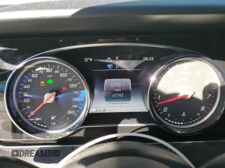 2019 Mercedes-Benz E-Class E 300 with VIN WDDZF4KB6KA561642, listed as a Copart auction lot 46809195 with 47,792 mi miles and Salvage Title. Bid and sale history available at carsss.com. Image 9.