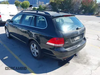 2009 Volkswagen Jetta z VIN 3VWTZ71K79M298761, wystawiony jako IAAI lot #42788621 z przebiegiem 157 195 mil mil oraz . Historia ofert i sprzedaży dostępna na DreamBid. Obrazek 3.