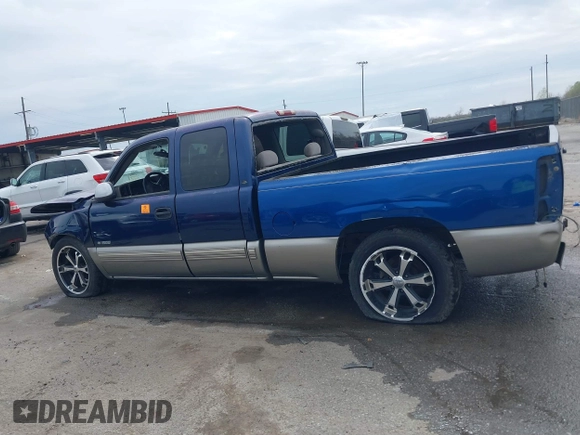 2000 Chevrolet Silverado 1500 LS with VIN 2GCEC19T3Y1300390, listed as a IAAI auction lot 41555922 with 350,074 mi miles and . Bid and sale history available at DreamBid. Image 13.