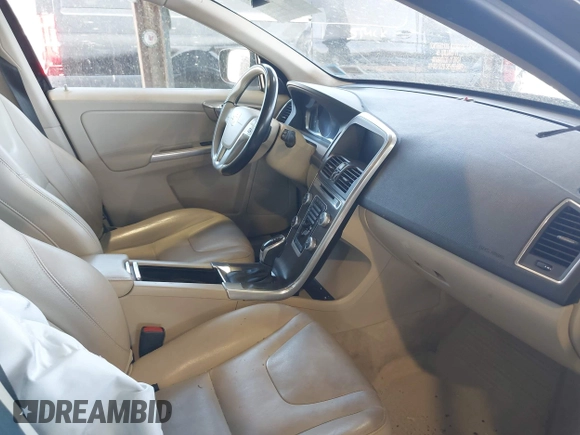 2016 Volvo XC60 T5 Premier с VIN YV4612RK7G2828503, выставлен на аукционе IAAI как лот 42176880 с пробегом 64 324 миль миль и . История ставок и продаж доступна на DreamBid. Изображение 5.