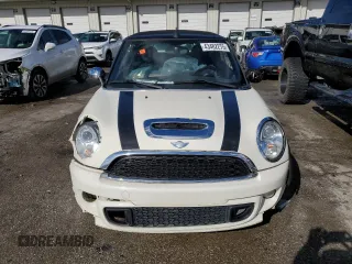 2011 MINI Convertible S z VIN WMWZP3C59BT249049, wystawiony jako Copart lot #43482275 z przebiegiem 148 283 mil mil oraz Szkoda całkowita • Salvage title. Historia ofert i sprzedaży dostępna na DreamBid. Obrazek 5.