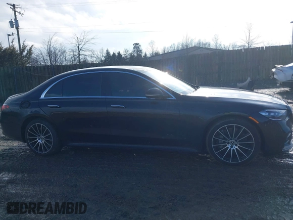 2021 Mercedes-Benz S 580 z VIN W1K6G7GB9MA055882, wystawiony jako IAAI lot #41531233 z przebiegiem 39 682 mil mil oraz . Historia ofert i sprzedaży dostępna na DreamBid. Obrazek 13.