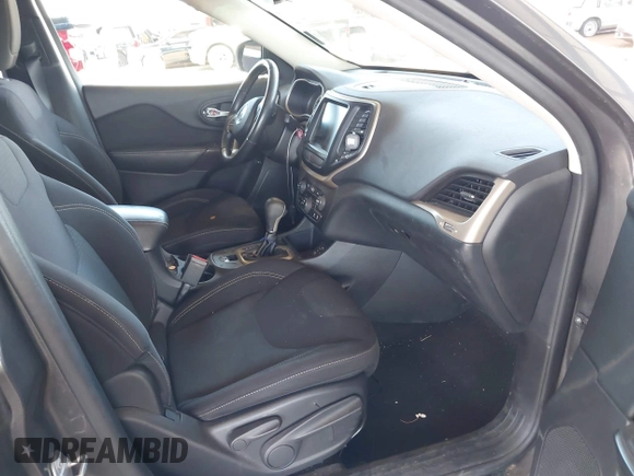 2016 Jeep Cherokee Latitude with VIN 1C4PJLCS4GW184621, listed as a IAAI auction lot 42007342 with 120,609 mi miles and . Bid and sale history available at DreamBid. Image 5.