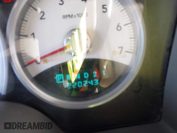 2005 Dodge Dakota SLT with VIN 1D7HW42N15S365967, listed as a IAAI auction lot 41798935 with 220,243 mi miles and . Bid and sale history available at DreamBid. Image 7.