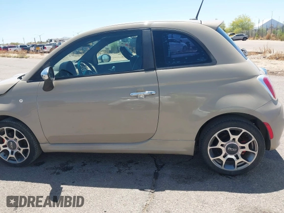 2012 FIAT 500 Sport z VIN 3C3CFFBR8CT131358, wystawiony jako IAAI lot #42073694 z przebiegiem 113 987 mil mil oraz . Historia ofert i sprzedaży dostępna na DreamBid. Obrazek 14.