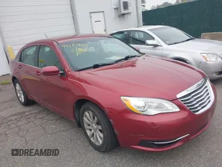 2013 Chrysler 200 Touring with VIN 1C3CCBBB5DN570345, listed as a IAAI auction lot 42197627 with 178,305 mi miles. Bid and sale history available at carsss.com. Image 1.