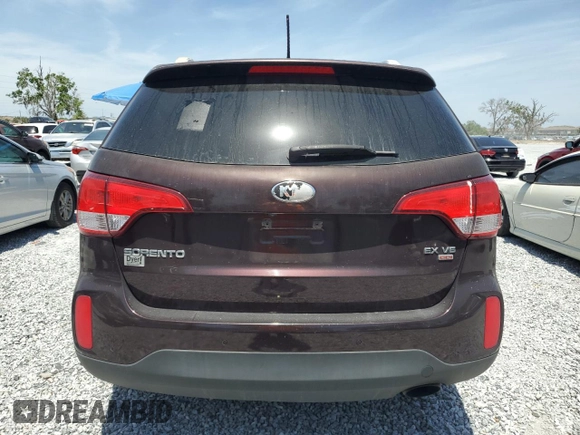 2014 Kia Sorento EX with VIN 5XYKU4A77EG533223, listed as a Copart auction lot 53847555 with 166,616 mi miles and Clean Title. Bid and sale history available at carsss.com. Image 6.