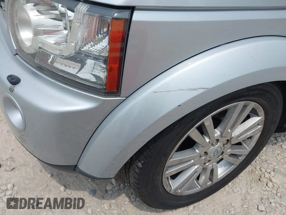2011 Land Rover LR4 HSE z VIN SALAG2D42BA565770, wystawiony jako IAAI lot #42449944 z przebiegiem 144 234 mil mil oraz . Historia ofert i sprzedaży dostępna na DreamBid. Obrazek 6.