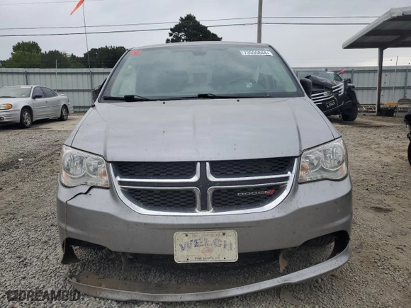 2019 Dodge Grand Caravan SE with VIN 2C4RDGBG2KR500832, listed as a Copart auction lot 73555844 with 130,599 mi miles and Clean Title. Bid and sale history available at carsss.com. Image 5.