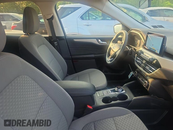 2021 Ford Escape SE Hybrid z VIN 1FMCU0BZ3MUA54870, wystawiony jako IAAI lot #42510106 z przebiegiem 36 098 mil mil oraz . Historia ofert i sprzedaży dostępna na DreamBid. Obrazek 9.