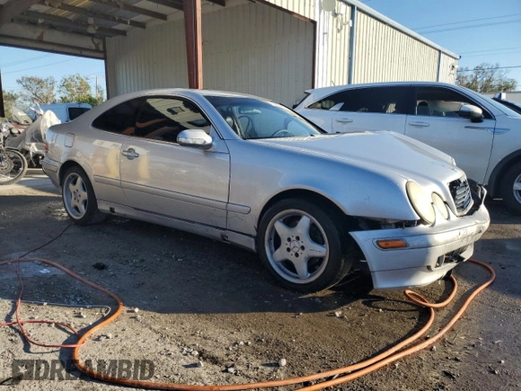2002 Mercedes-Benz CLK 320/430 with VIN WDBLJ65G12T092383, listed as a Copart auction lot 82833494 with Not Provided miles and Salvage Title. Bid and sale history available at DreamBid. Image 4.