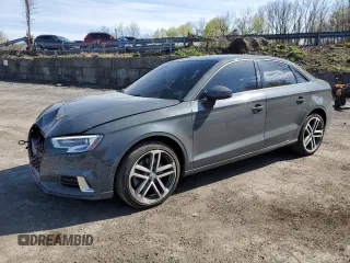 2017 Audi A3 Premium z VIN WAUB8GFF1H1050995, wystawiony jako Copart lot #54318085 z przebiegiem 102 456 mil mil oraz Szkoda całkowita • Salvage title. Historia ofert i sprzedaży dostępna na DreamBid. Obrazek 1.