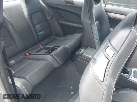 2013 Mercedes-Benz C 250 с VIN WDDGJ4HB3DF944912, выставлен на аукционе IAAI как лот 42411650 с пробегом 91 362 миль миль и . История ставок и продаж доступна на DreamBid. Изображение 8.