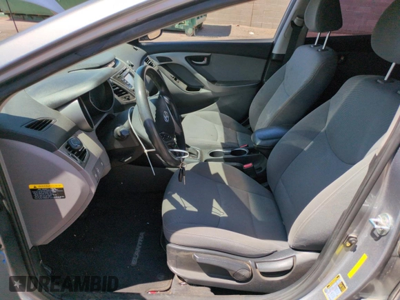 2014 Hyundai Elantra SE z VIN KMHDH4AE3EU150983, wystawiony jako Copart lot #58413865 z przebiegiem 174 038 mil mil oraz Szkoda całkowita • Salvage title. Historia ofert i sprzedaży dostępna na DreamBid. Obrazek 7.