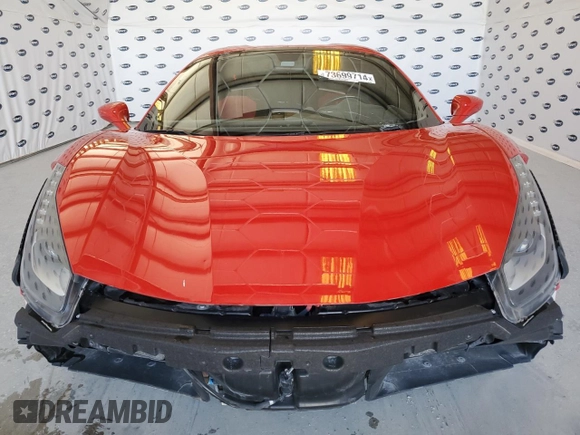 2018 Ferrari 488 z VIN ZFF80AMA2J0229536, wystawiony jako Copart lot #73699714 z przebiegiem 4 120 mil mil oraz Szkoda całkowita • Salvage title. Historia ofert i sprzedaży dostępna na DreamBid. Obrazek 5.