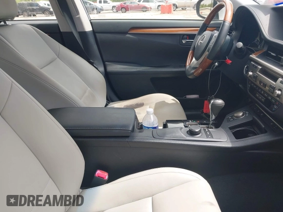 2013 Lexus ES 300h with VIN JTHBW1GG8D2026600, listed as a IAAI auction lot 42418702 with 114,652 mi miles and . Bid and sale history available at DreamBid. Image 5.