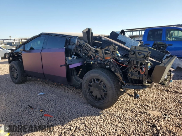 2024 Tesla Cybertruck Cyberbeast z VIN 7G2CEHEE9RA028082, wystawiony jako Copart lot #83783394 z przebiegiem 365 mil mil oraz Szkody całkowita. Historia ofert i sprzedaży dostępna na DreamBid. Obrazek 2.