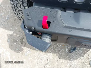 2018 Jeep Wrangler Rubicon Recon with VIN 1C4BJWCG6JL814834, listed as a IAAI auction lot 42327297 with 59,623 mi miles and . Bid and sale history available at DreamBid. Image 6.