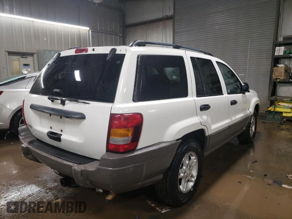 2004 Jeep Grand Cherokee Laredo with VIN 1J4GX48S64C114641, listed as a Copart auction lot 83894884 with 109,773 mi miles and Non repairable. Bid and sale history available at DreamBid. Image 3.