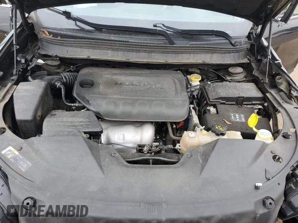 2020 Jeep Cherokee Latitude Plus with VIN 1C4PJMLB0LD545502, listed as a Copart auction lot 45426445 with 139,852 mi miles and Salvage Title. Bid and sale history available at DreamBid. Image 12.