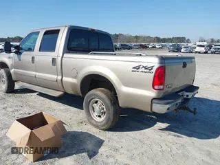 2002 Ford Super Duty F-250 XL with VIN 1FTNW21F02EA71756, listed as a IAAI auction lot 41770330 with 350,072 mi miles. Bid and sale history available at carsss.com. Image 3.